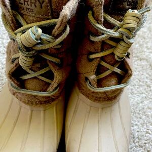 SPERRY winter boot